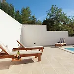 Vila Luxury Lovely Maiden Near Vela Luka, Pool