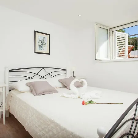 Villa Luxury Lovely Maiden Near Vela Luka, Pool Vela Luka