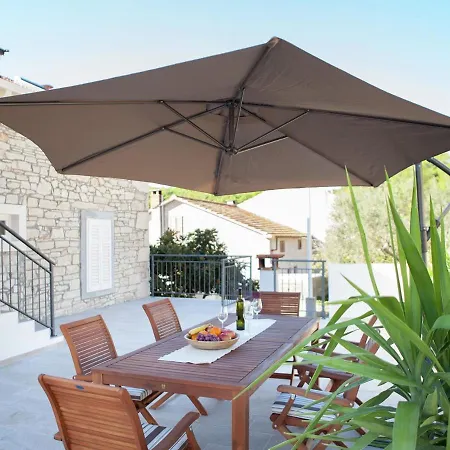 Willa Luxury Lovely Maiden Near Vela Luka, Pool