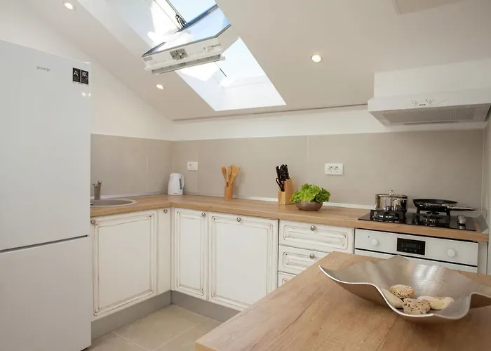 Luxury Lovely Maiden Near Vela Luka, Pool