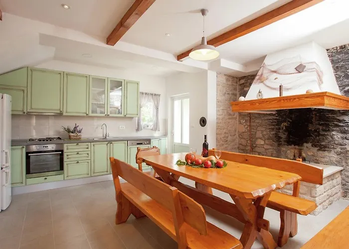 Villa Luxury Lovely Maiden Near Vela Luka, Pool