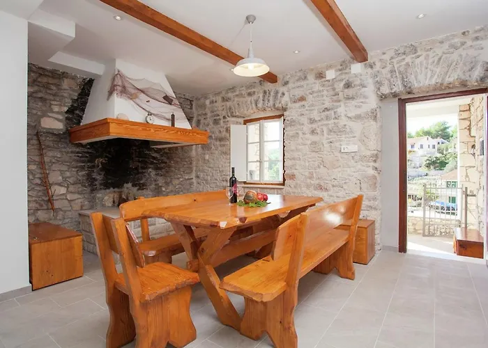 Luxury Lovely Maiden Near Vela Luka, Pool *